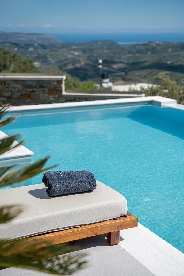 Amavi - Private Heated Pool Kato Asites