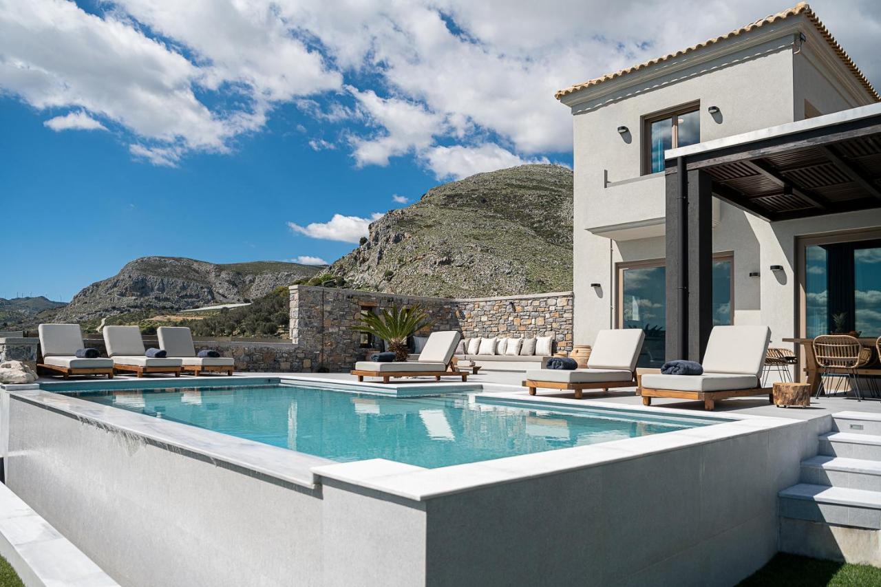 Amavi - Private Heated Pool