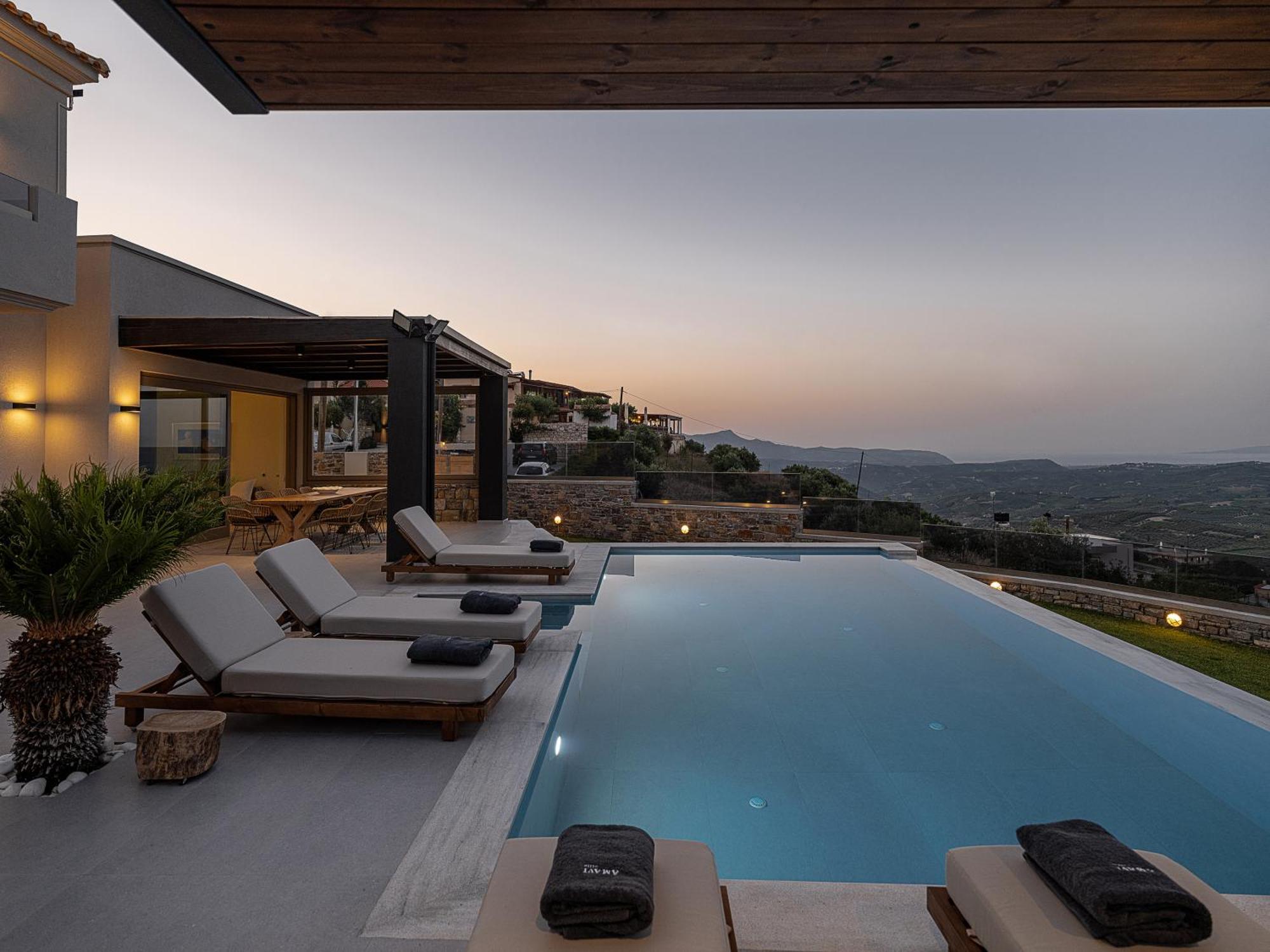 Amavi - Private Heated Pool Vilă