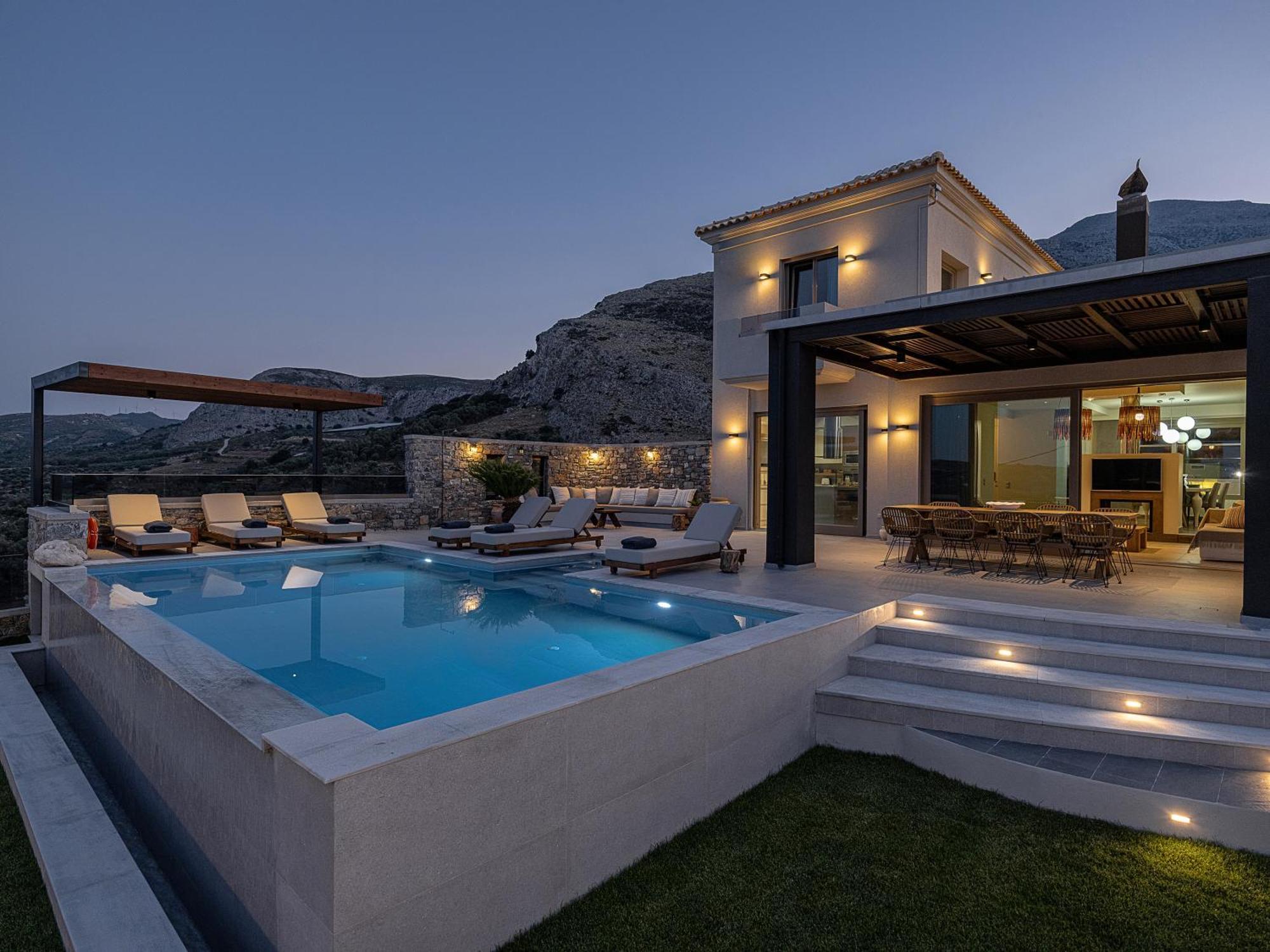 Amavi - Private Heated Pool * Kato Asites
